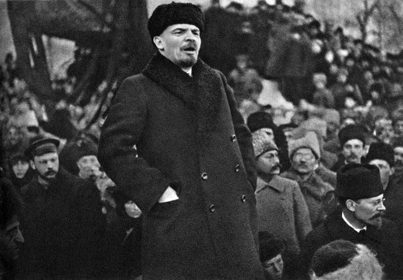 lenin on the train 2